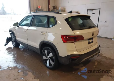 2024 Volkswagen Taos 1.5T S z USA, uszkodzony, nr VIN 3VV8X7B20RM071555